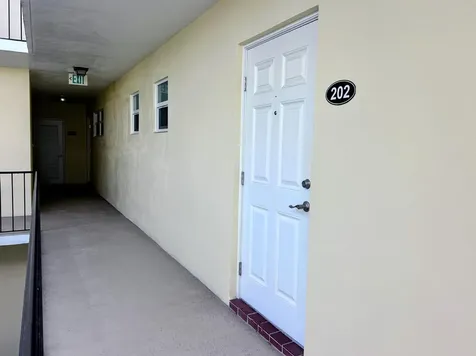 21 Colonial Club Drive Boynton Beach FL 33435
