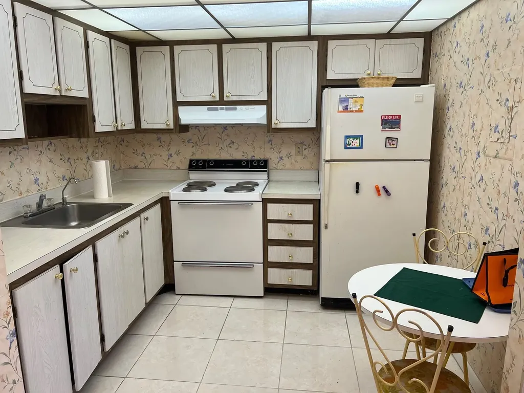 192 Flanders Drive Delray Beach FL 33484