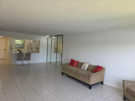 3905 N Nob Hill Road Sunrise FL 33351
