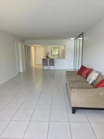 3905 N Nob Hill Road Sunrise FL 33351