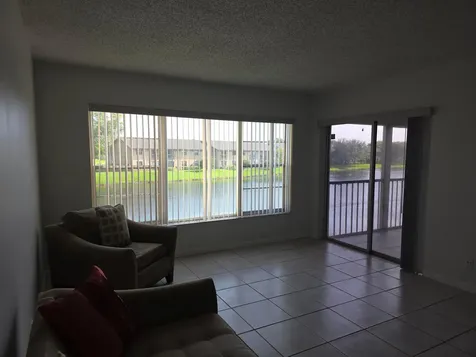 3905 N Nob Hill Road Sunrise FL 33351