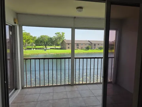 3905 N Nob Hill Road Sunrise FL 33351