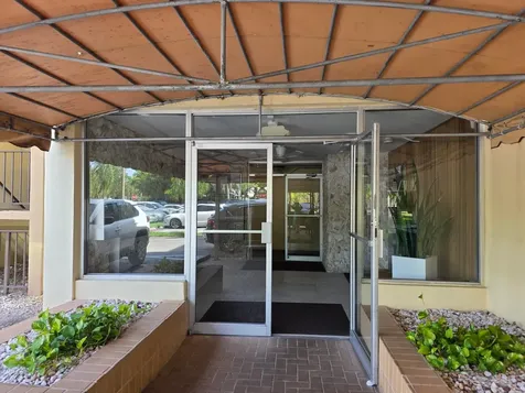 3905 N Nob Hill Road Sunrise FL 33351