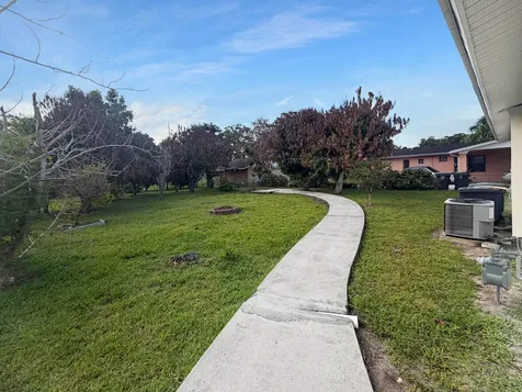 308 30th Fort Pierce FL 34947