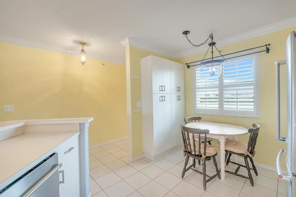 2334 S Cypress Bend Drive Pompano Beach FL 33069