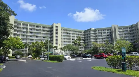 2334 S Cypress Bend Drive Pompano Beach FL 33069