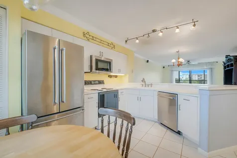 2334 S Cypress Bend Drive Pompano Beach FL 33069