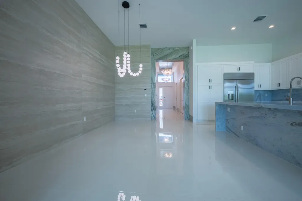 9597 Regal Palm Court Boca Raton FL 33434