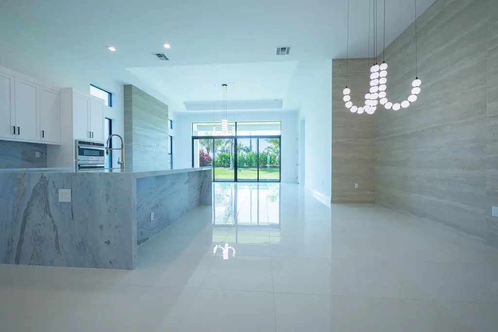 9597 Regal Palm Court Boca Raton FL 33434