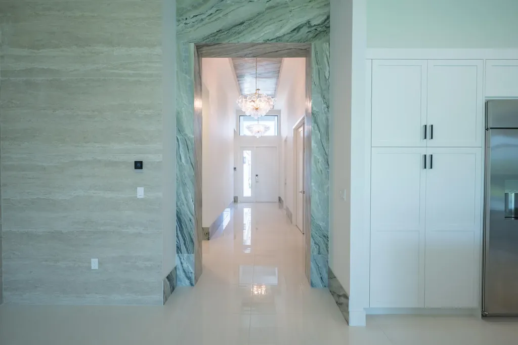9597 Regal Palm Court Boca Raton FL 33434