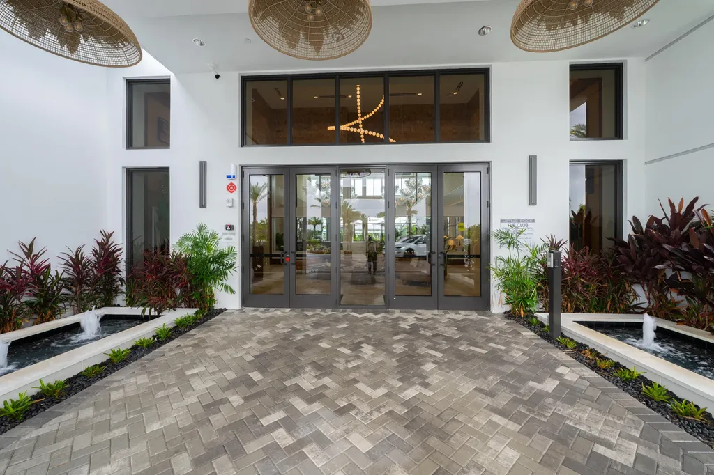 9597 Regal Palm Court Boca Raton FL 33434