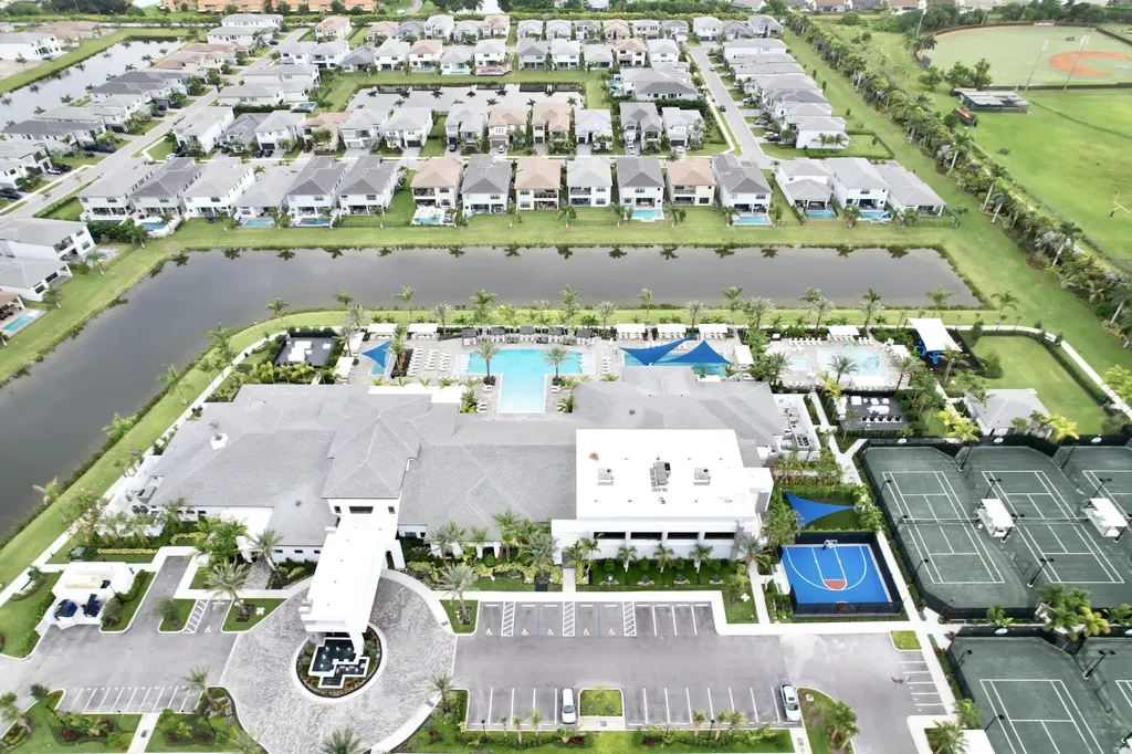 9597 Regal Palm Court Boca Raton FL 33434