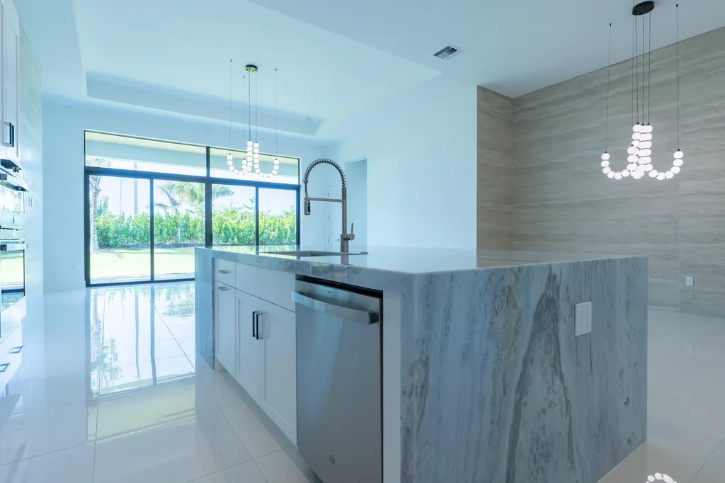 9597 Regal Palm Court Boca Raton FL 33434