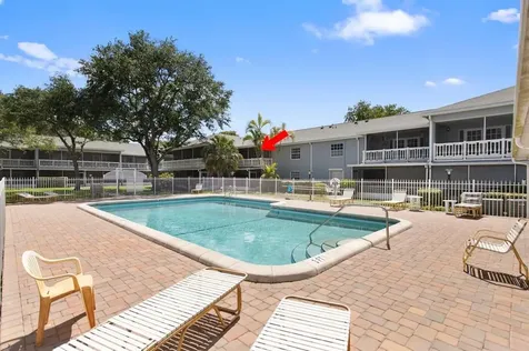 7556 Stirling Road Davie FL 33024