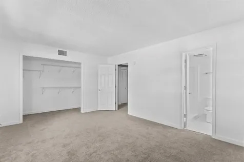 7556 Stirling Road Davie FL 33024