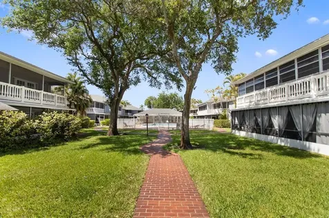 7556 Stirling Road Davie FL 33024