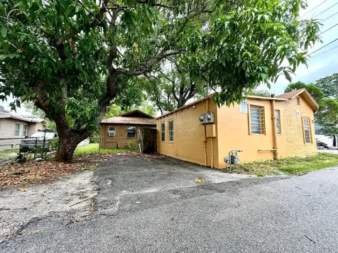 610 33rd Street West Palm Beach FL 33407