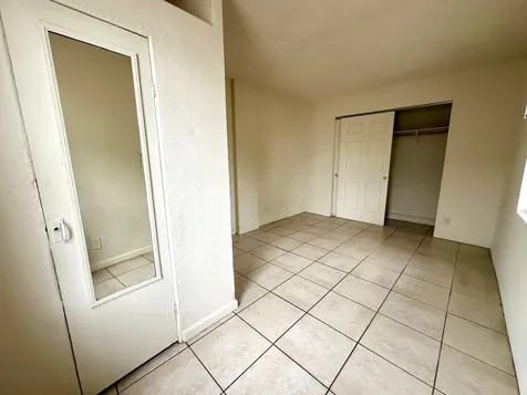 610 33rd Street West Palm Beach FL 33407