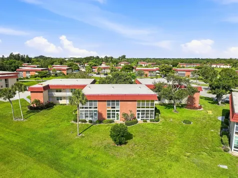 31 Pine Arbor Lane Vero Beach FL 32962