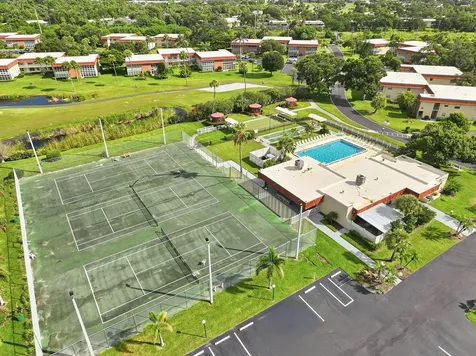 31 Pine Arbor Lane Vero Beach FL 32962