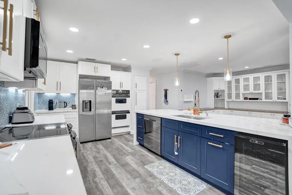 1852 NW 82nd Avenue Coral Springs FL 33071