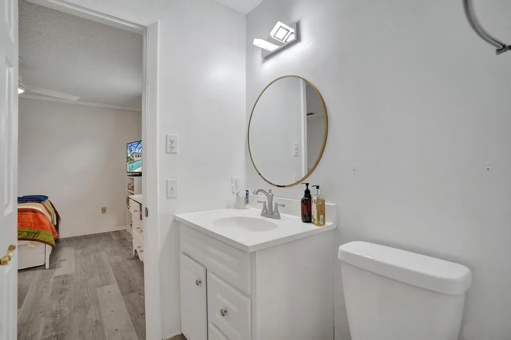 1852 NW 82nd Avenue Coral Springs FL 33071