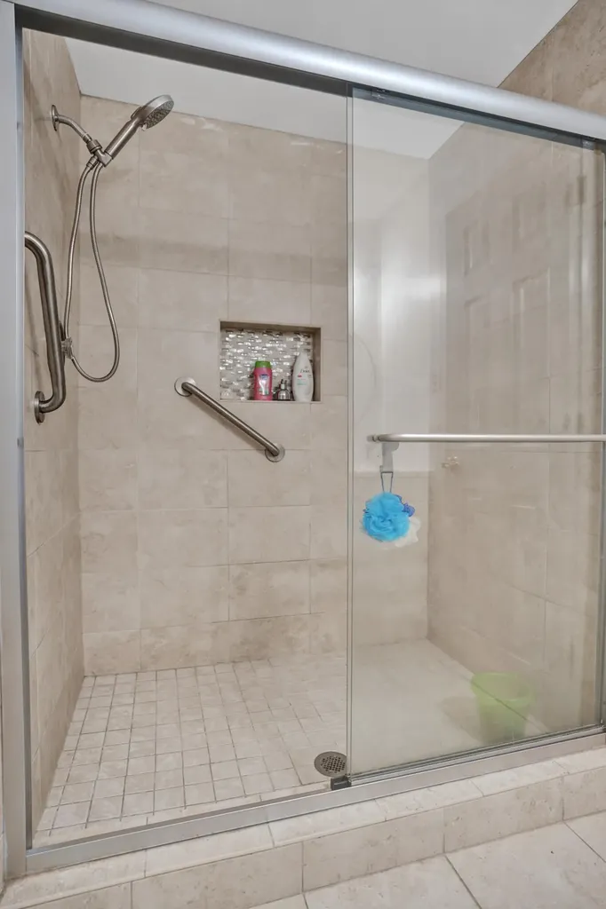 1852 NW 82nd Avenue Coral Springs FL 33071