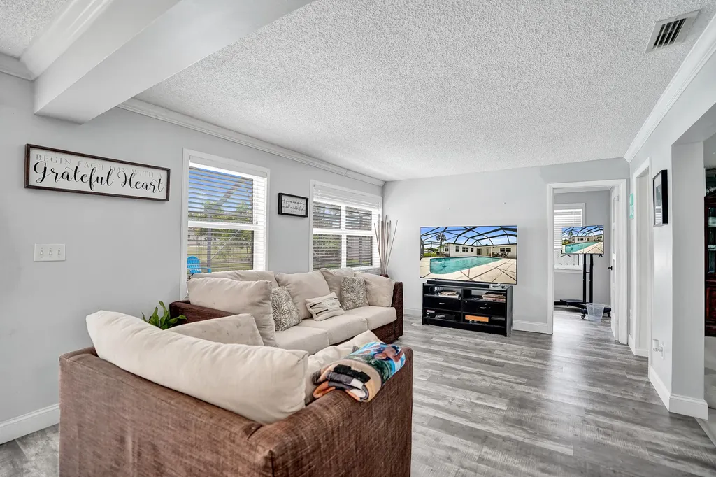 1852 NW 82nd Avenue Coral Springs FL 33071