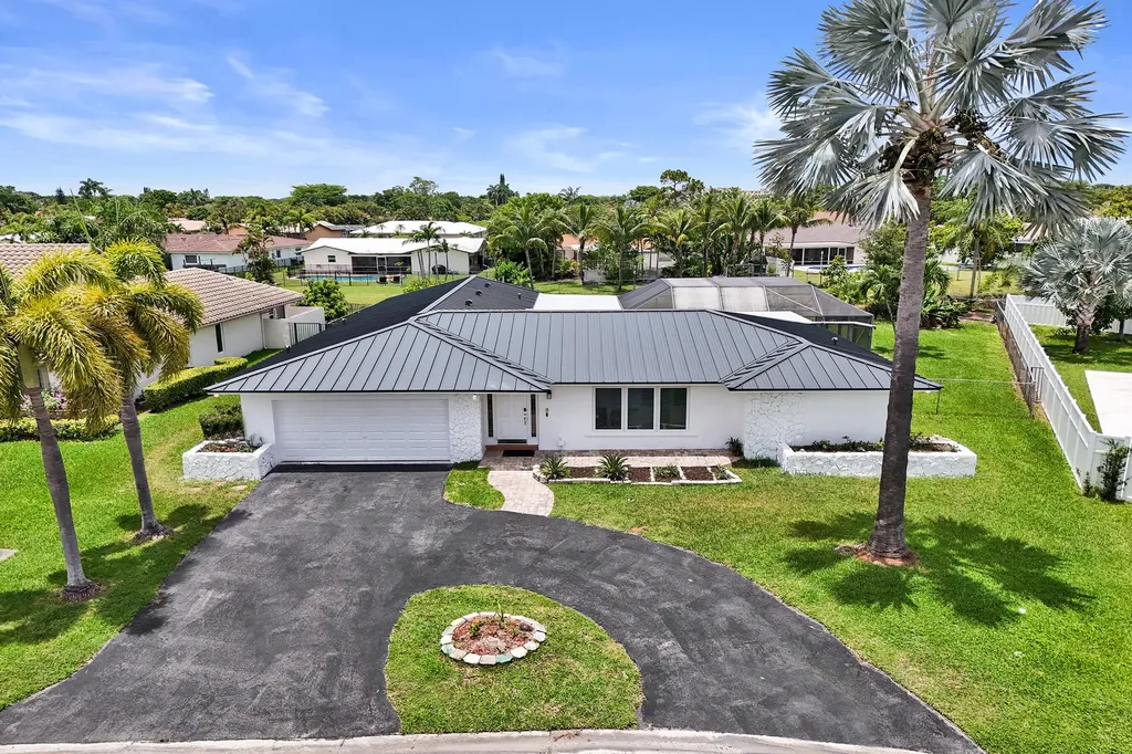 1852 NW 82nd Avenue Coral Springs FL 33071