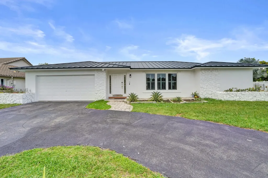 1852 NW 82nd Avenue Coral Springs FL 33071