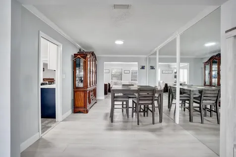 1852 NW 82nd Avenue Coral Springs FL 33071