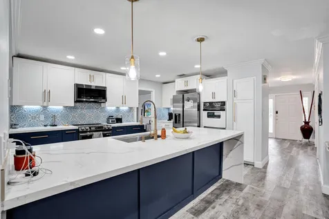 1852 NW 82nd Avenue Coral Springs FL 33071