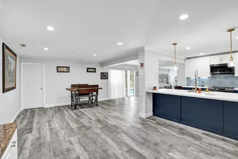 1852 NW 82nd Avenue Coral Springs FL 33071