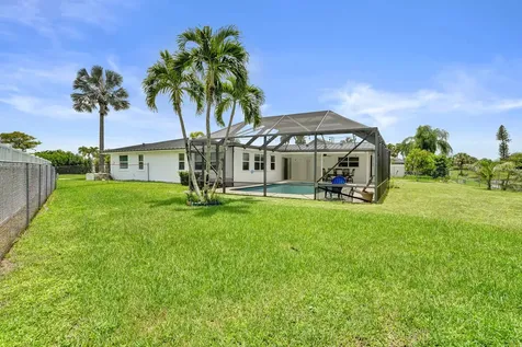 1852 NW 82nd Avenue Coral Springs FL 33071