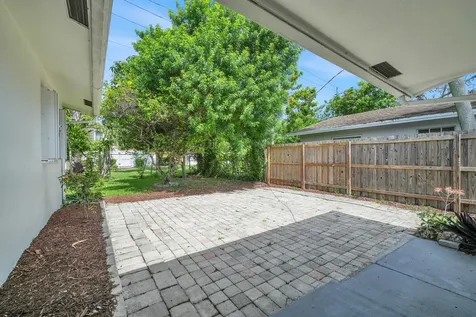 22229 SW 65th Terrace Boca Raton FL 33428