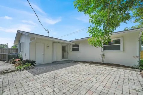22229 SW 65th Terrace Boca Raton FL 33428