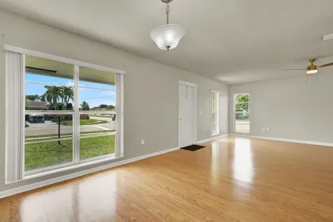 22229 SW 65th Terrace Boca Raton FL 33428