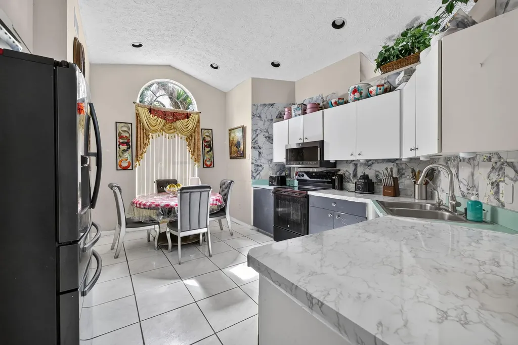 3586 SW Pumpkin Street Port St Lucie FL 34953