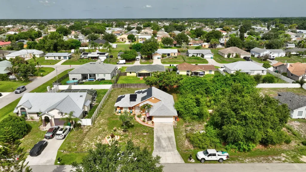 3586 SW Pumpkin Street Port St Lucie FL 34953