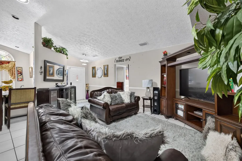 3586 SW Pumpkin Street Port St Lucie FL 34953