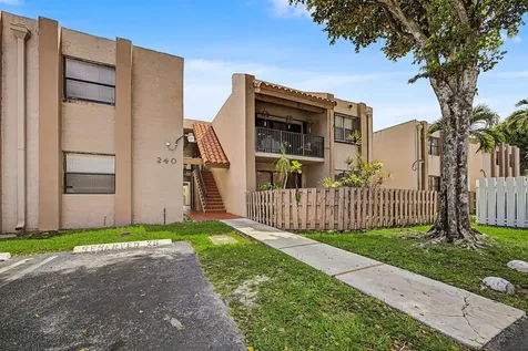 240 W Park Drive Miami FL 33172