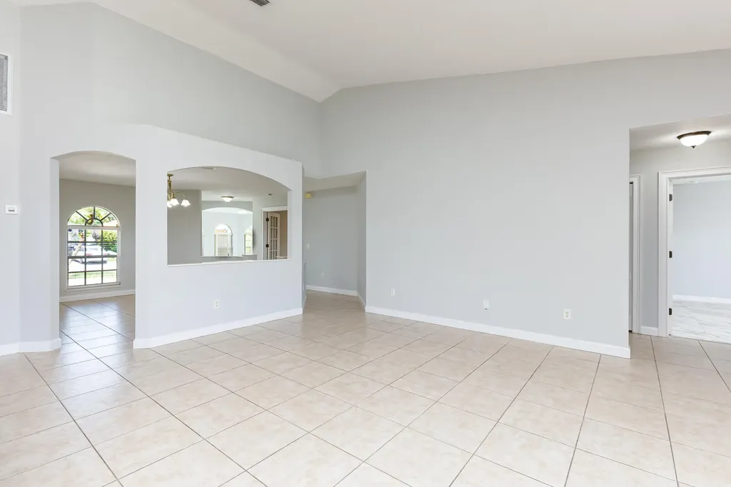 1218 SW Santiago Avenue Port St Lucie FL 34953