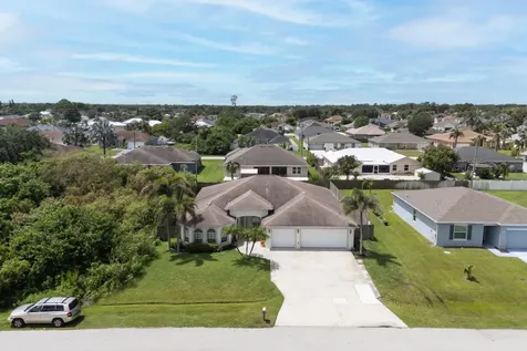 1218 SW Santiago Avenue Port St Lucie FL 34953