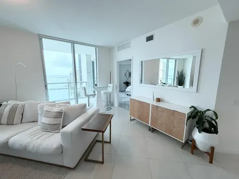 300 S Biscayne Boulevard Miami FL 33131