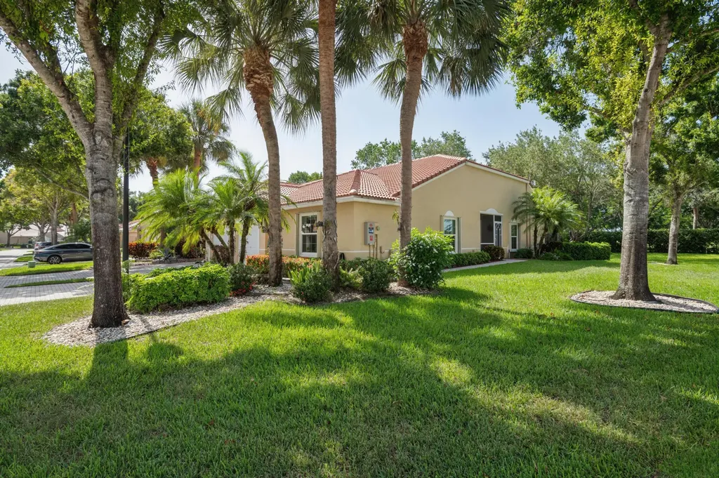 5053 Toscana Trail Boynton Beach FL 33437