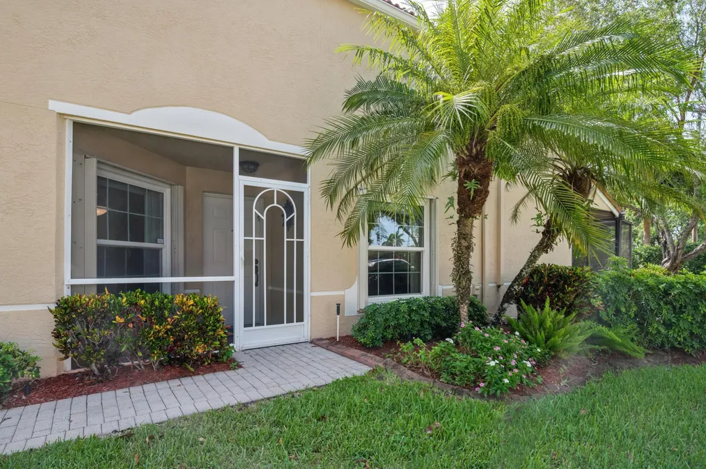5053 Toscana Trail Boynton Beach FL 33437