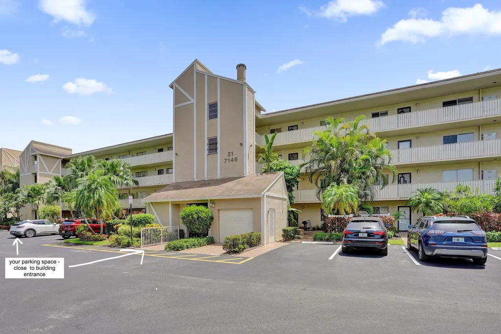7146 Huntington Lane Delray Beach FL 33446