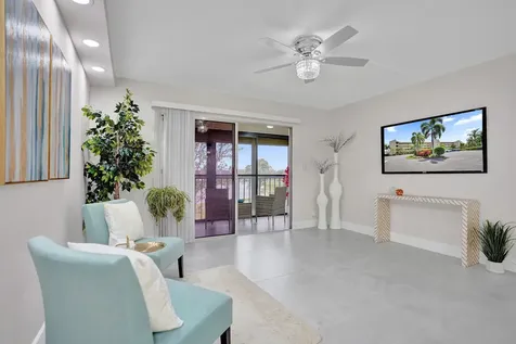 7146 Huntington Lane Delray Beach FL 33446