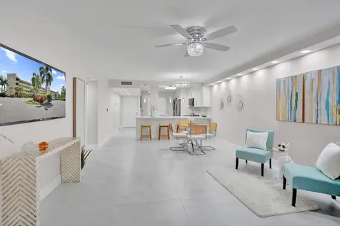 7146 Huntington Lane Delray Beach FL 33446