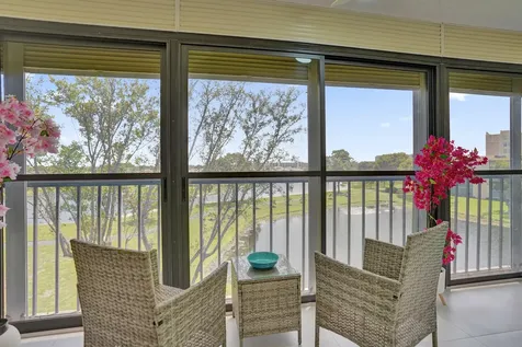7146 Huntington Lane Delray Beach FL 33446